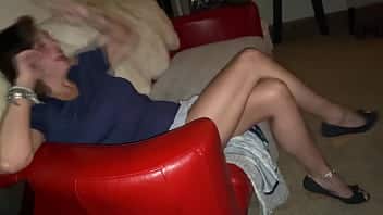 Mijn dronken vrouw neukt me tegen mijn wil